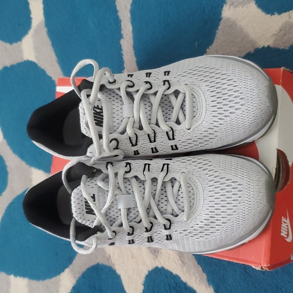 Nike Air Max Zero Essential GS Sneakers